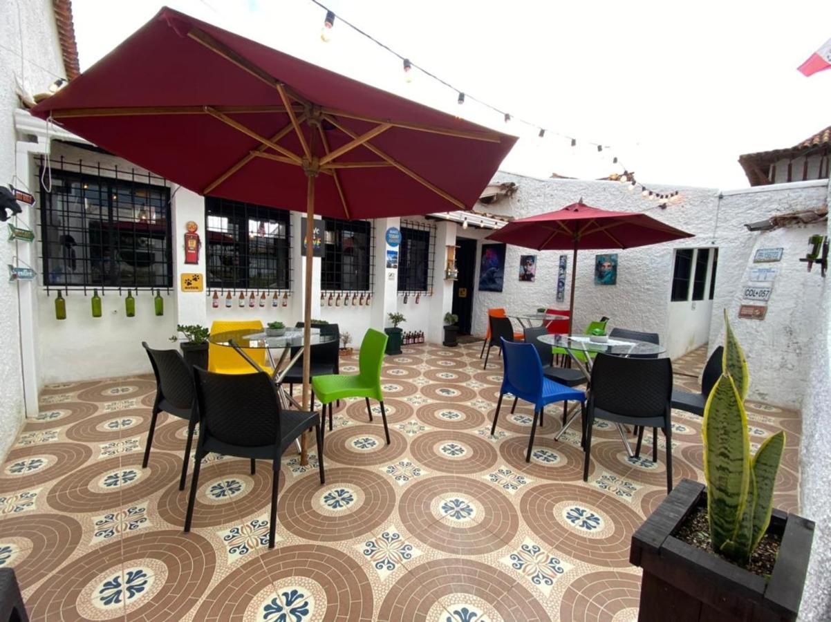Club Aviva Guatavita - Hostel - Restaurante, Disco & Bar Exterior photo