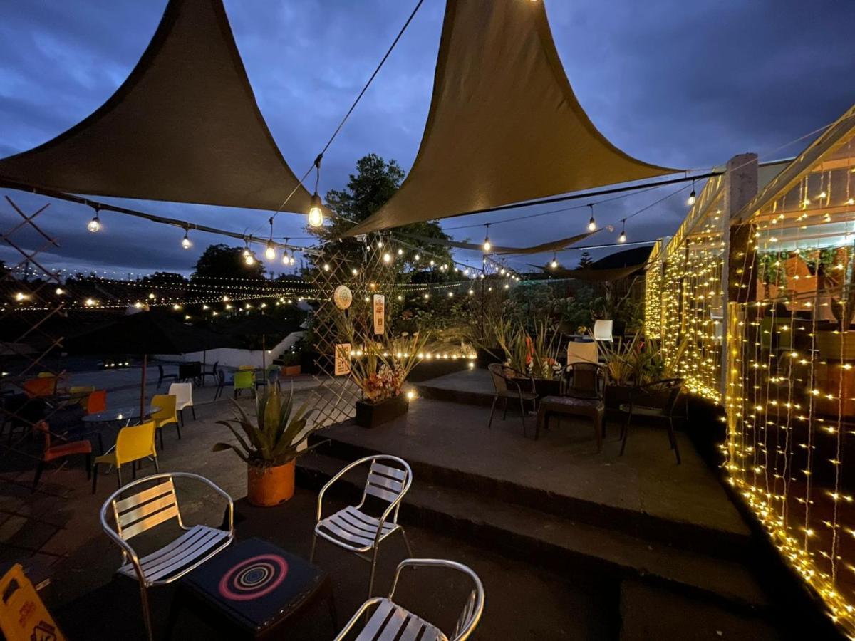 Club Aviva Guatavita - Hostel - Restaurante, Disco & Bar Exterior photo