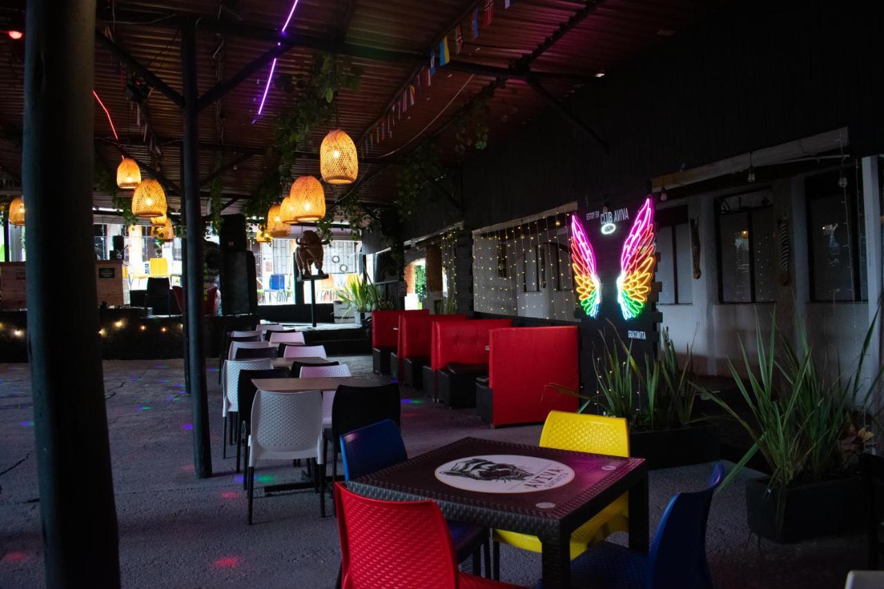 Club Aviva Guatavita - Hostel - Restaurante, Disco & Bar Exterior photo